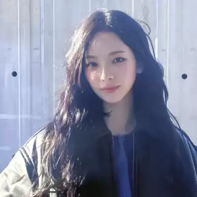 靳高妍